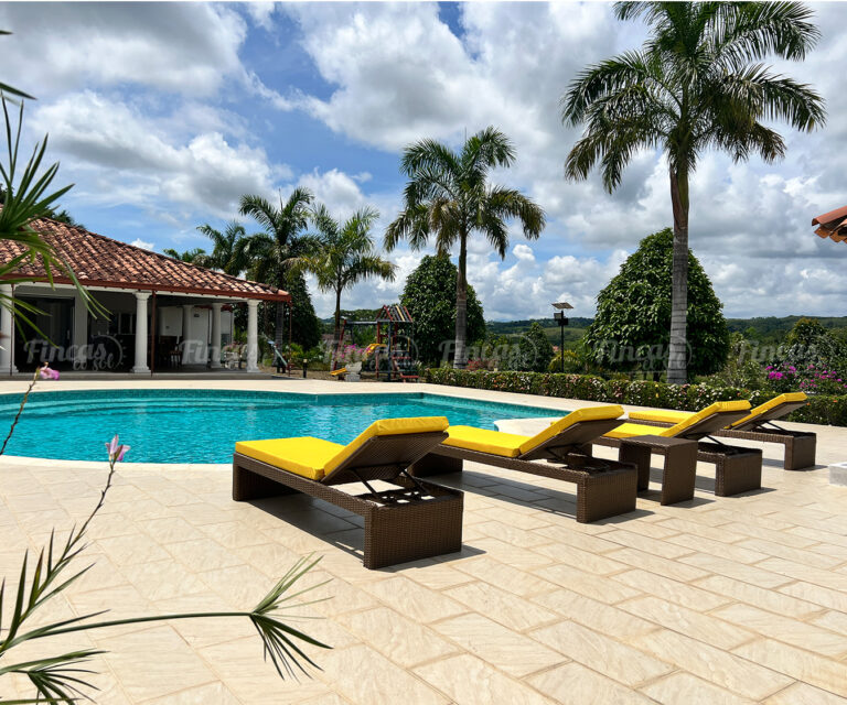 alquiler-de-fincas-el-sol-fincas-vip-hacienda-napoles-dra-001-11