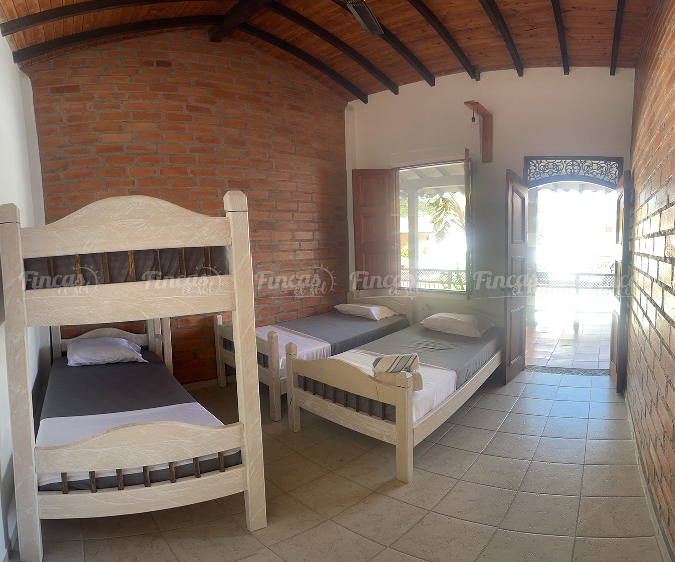 cauca-viejo-jerico-alquiler-de-fincas-el-sol-fincas-en-cauca-viejo-pueblo-privado-CV010-002